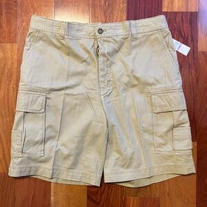 IZOD Men's Khaki Cargo Shorts